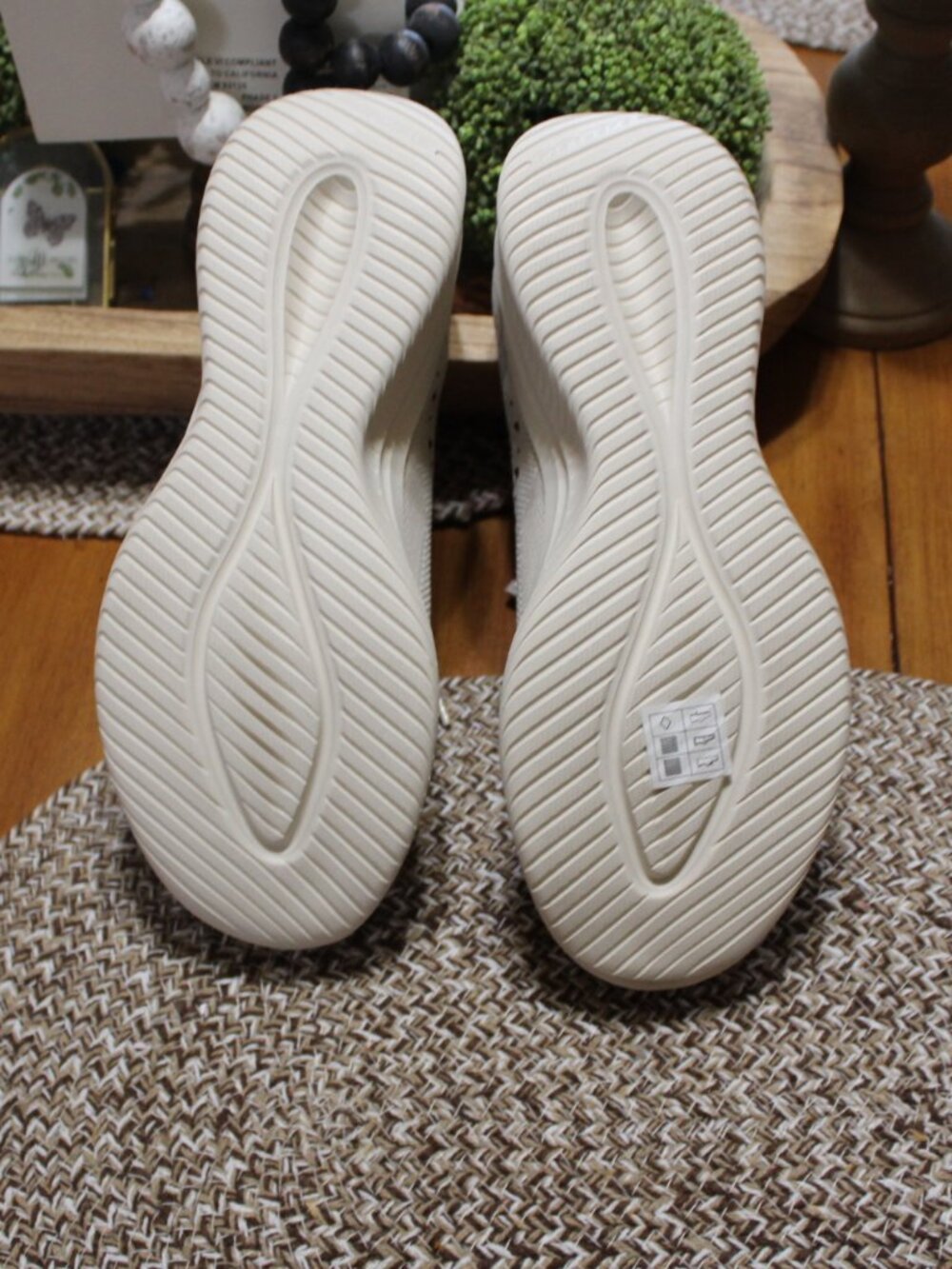 NWT Skechers hands free slip ins women's 9 1/2 . AWESOME! - Picture 12 of 12